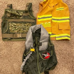 Lot of 4 costume Vests for Kids